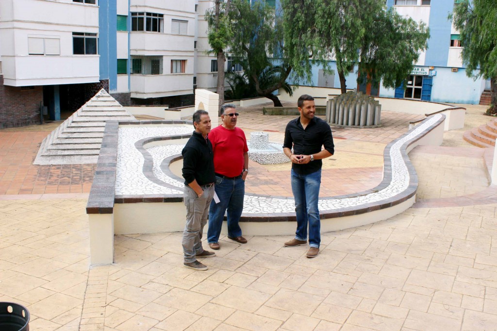 visita fin obras mejora plaza los sabandeños en padre anchieta (2)