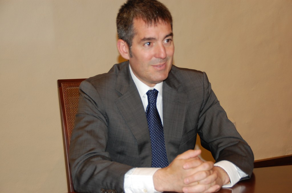 Fernando Clavijo - alcalde lagunero