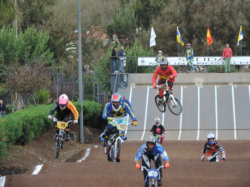 NP141223 BMX