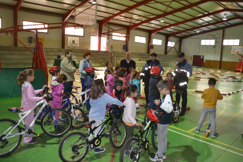 educaci+¦n vial CEIP Alonso Nava y Grim+¦n (1)