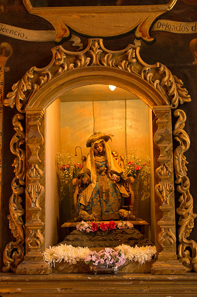 Capilla_de_la_Cruz_de_Rodríguez_Moure_-_Divina_Pastora