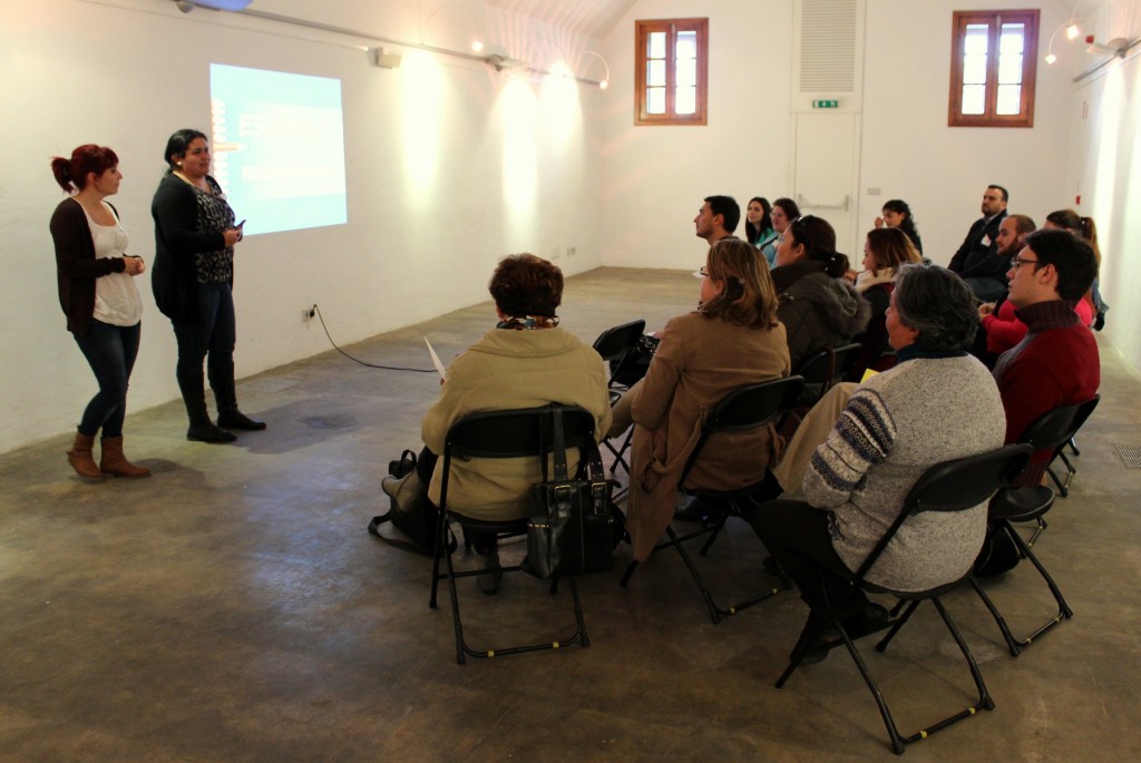 Escuelas Participaci+¦n Social