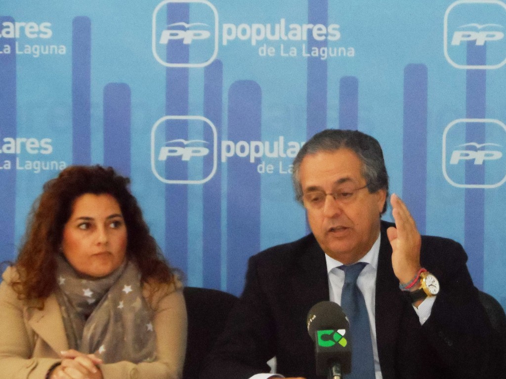 Foto Antonio Alarc+¦ y Susana Fern+índez