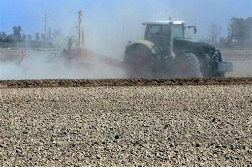 Tractor arando-int