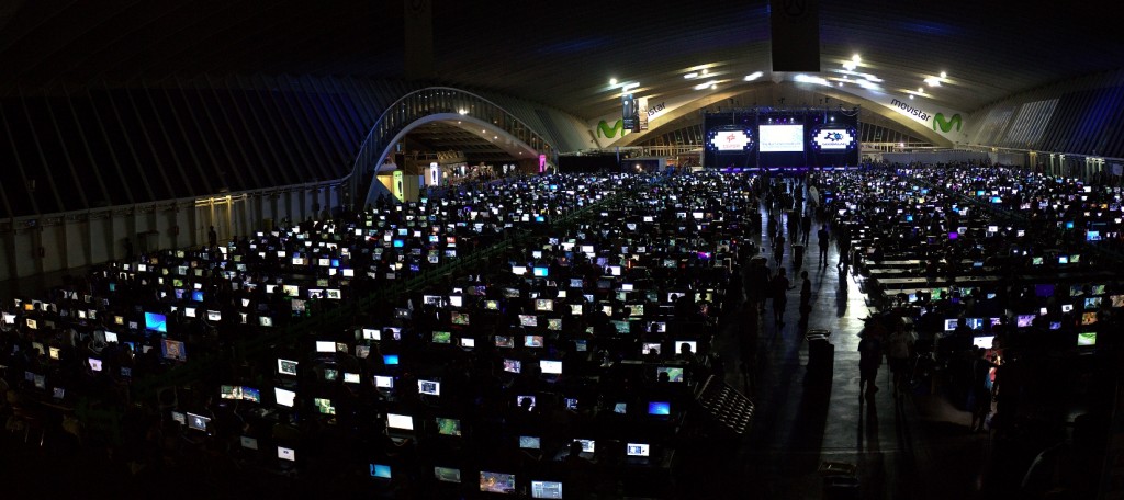 150714_pano_tfe_lan_party_tc_3000