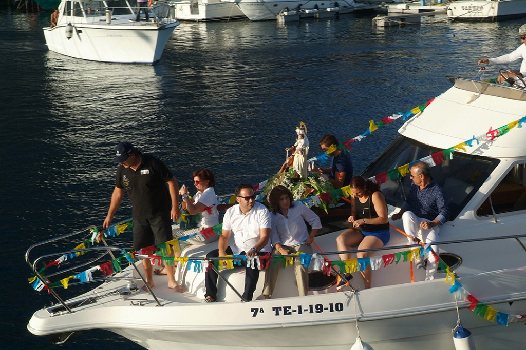 Embarque Virgen del Carmen Radazul 2015 (6)