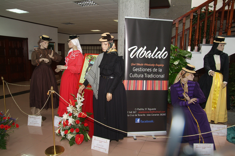 Exposición Vestimenta Tradicional (1)