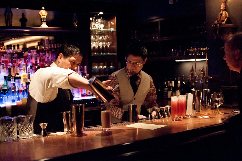 Bar-FCM-Flickr-Creative-Commons-by-Johnjo