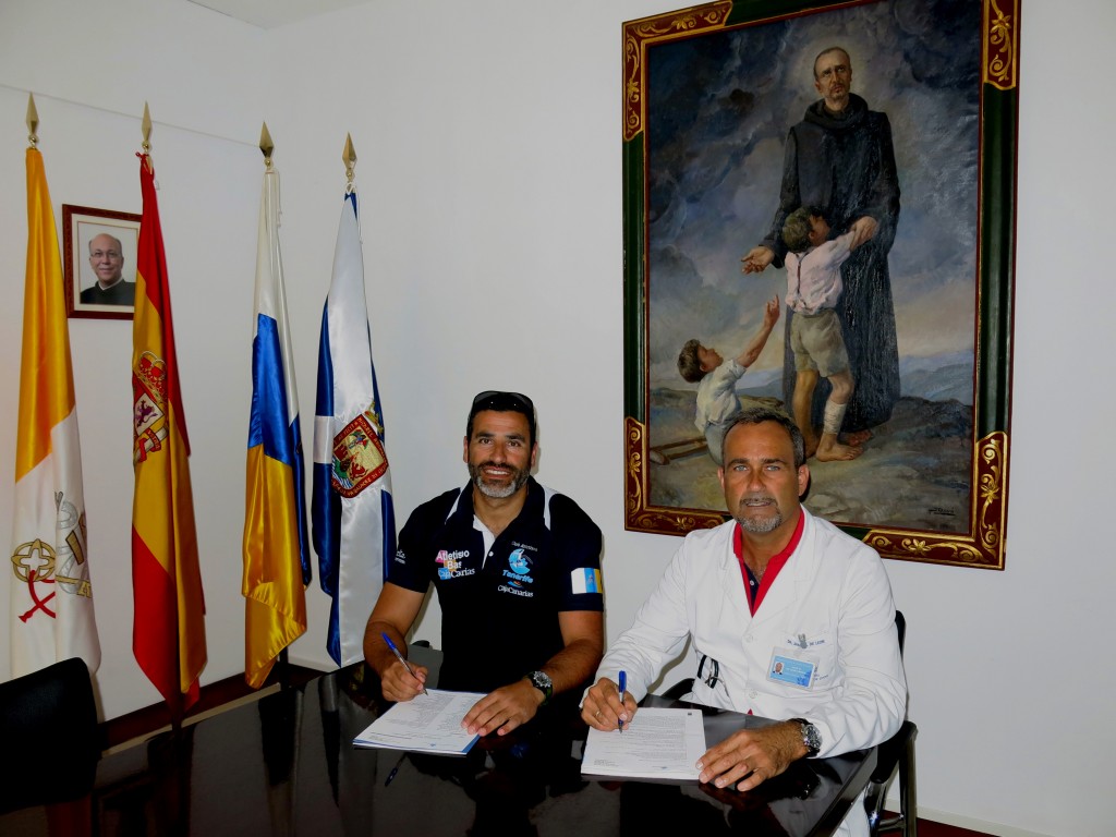 Firma convenio Tenerife Caja Canarias (5)