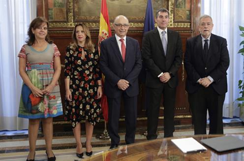 160915HaciendaCanarias