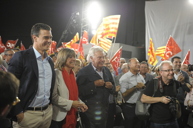 21036923994_ba8b2d0dfd_z