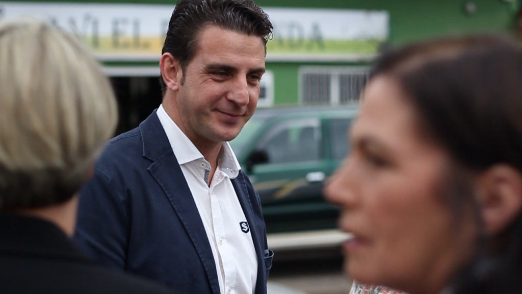 CARLOS MEDINA