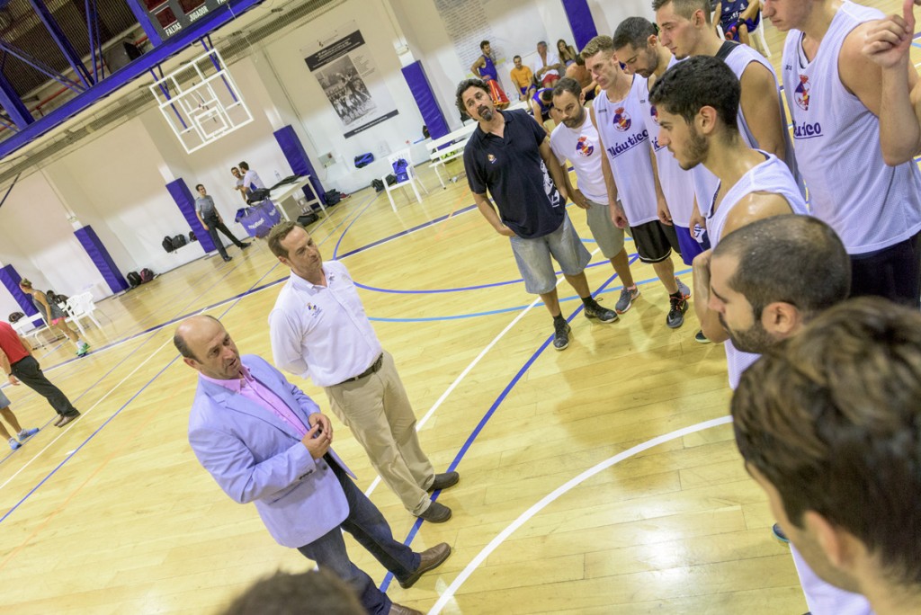 NP150926 Baloncesto EBA1