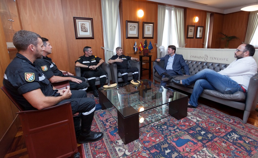 El Presidente y Valbuena se reúnen con el nuevo mando de la Unidad Militar de Emergencias (UME)/Tony Cuadrado Freelancer