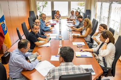 Reunión entre la Consejería de Sanidad y el Cabildo de Tenerife