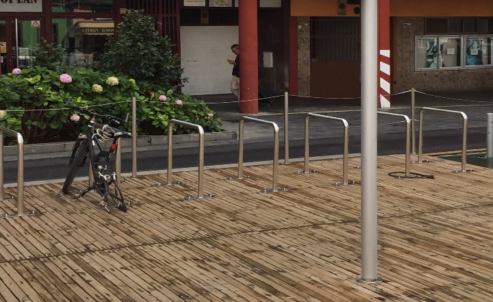Aparcamiento Bicicletas La Trinidad_01