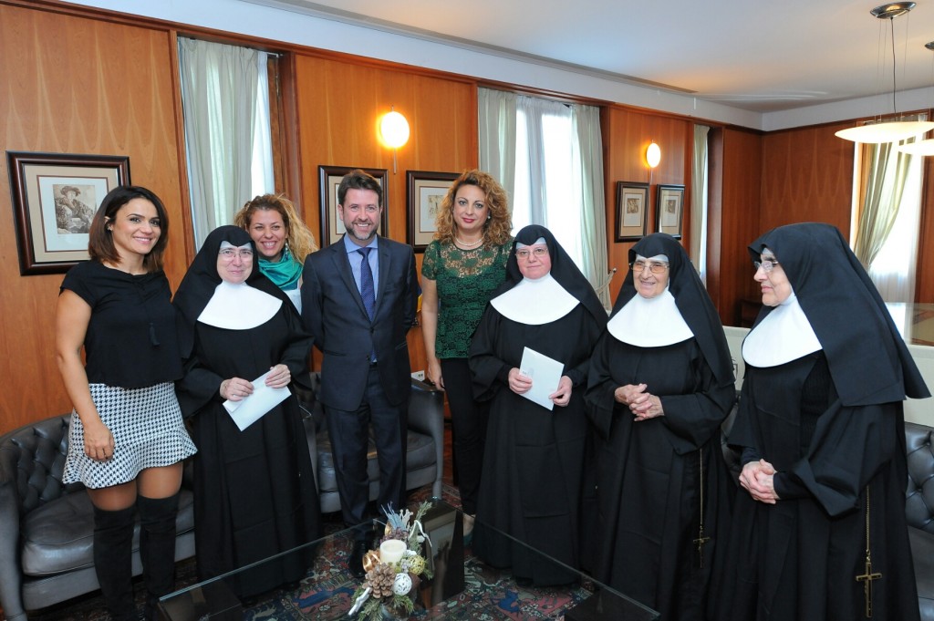 Ansina-Recaudación Mercadillo 2015
