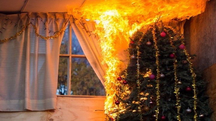 incendio arbol navidad