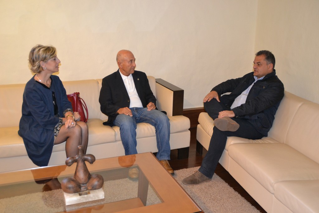 recepción alcalde presidente de Club Bajamar