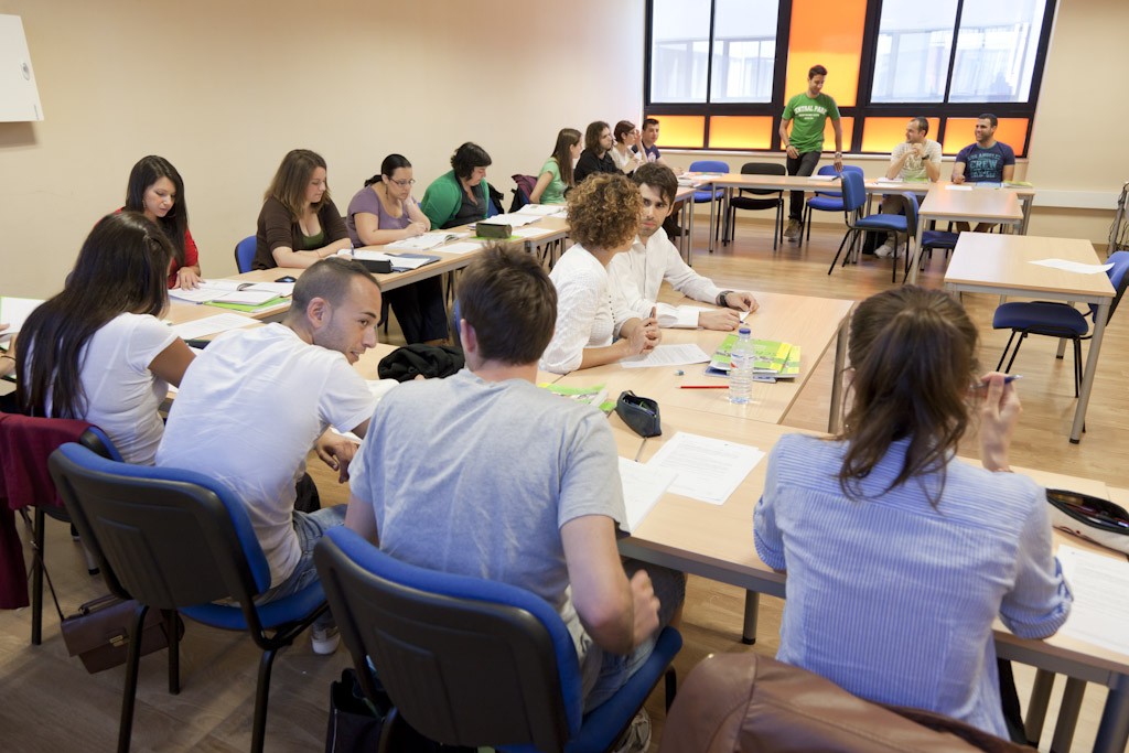 Clase Serv Idiomas 01