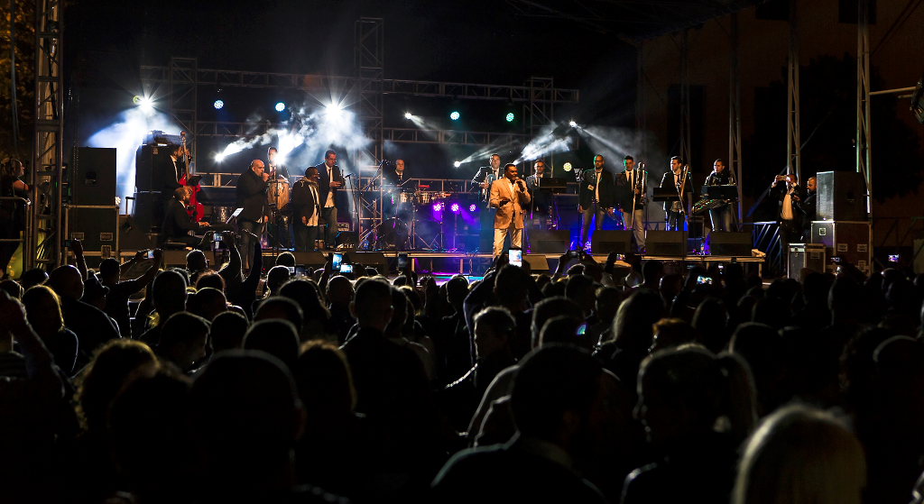 Festival 2