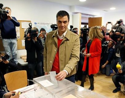 vota-pedro-sanchez-efe-2015-2
