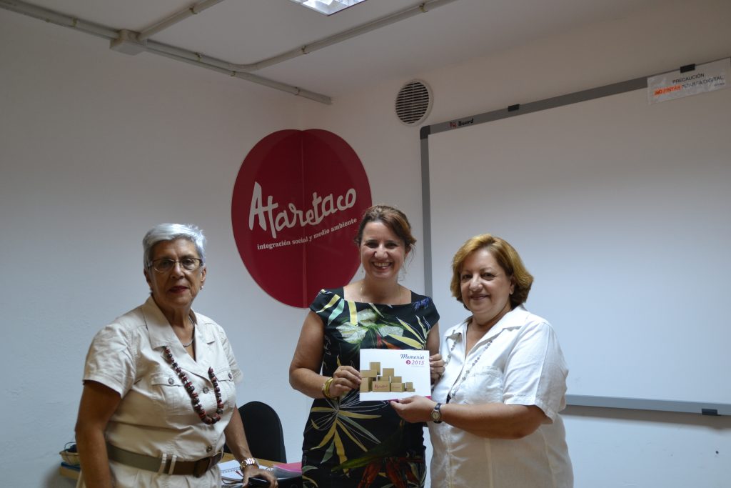Presentación Memoria 2015 Ataretaco