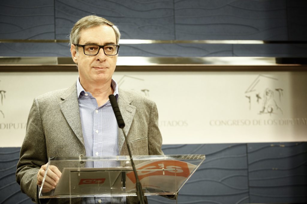 071216-villegas-rueda-de-prensa