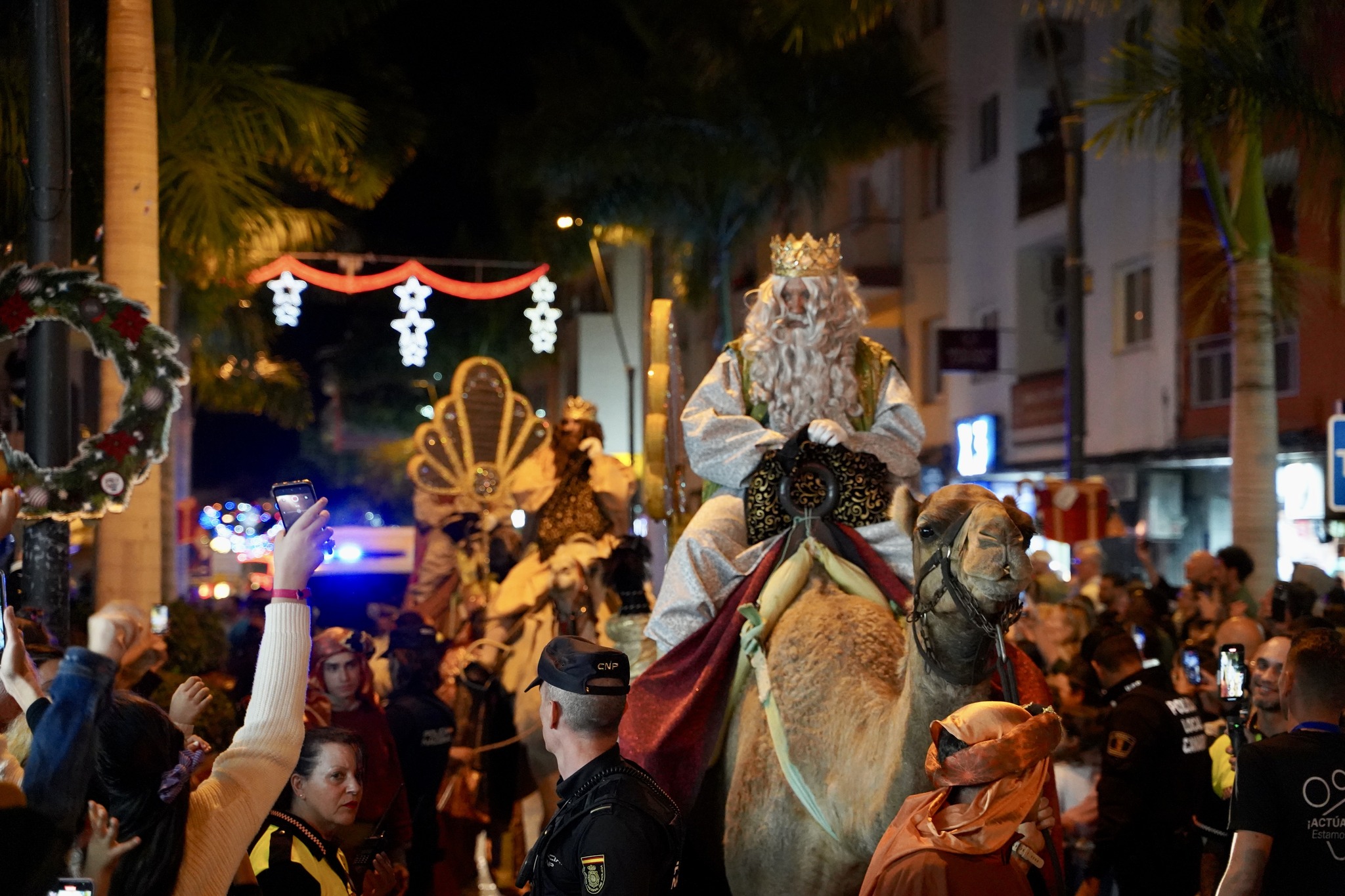 Cabalgatas de Sus Majestades Los Reyes Magos de Oriente en Tenerife ...